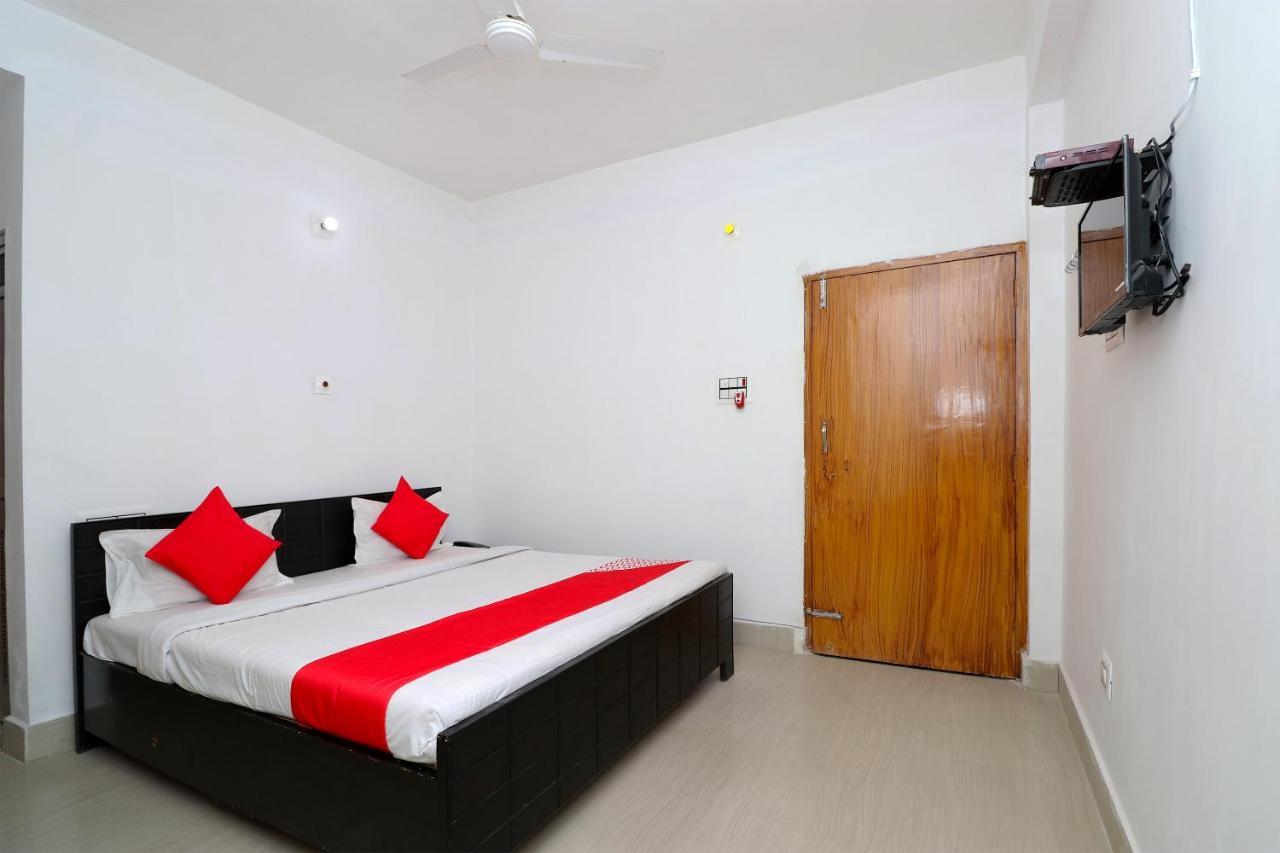 Oyo Nalanda Guest House Экстерьер фото